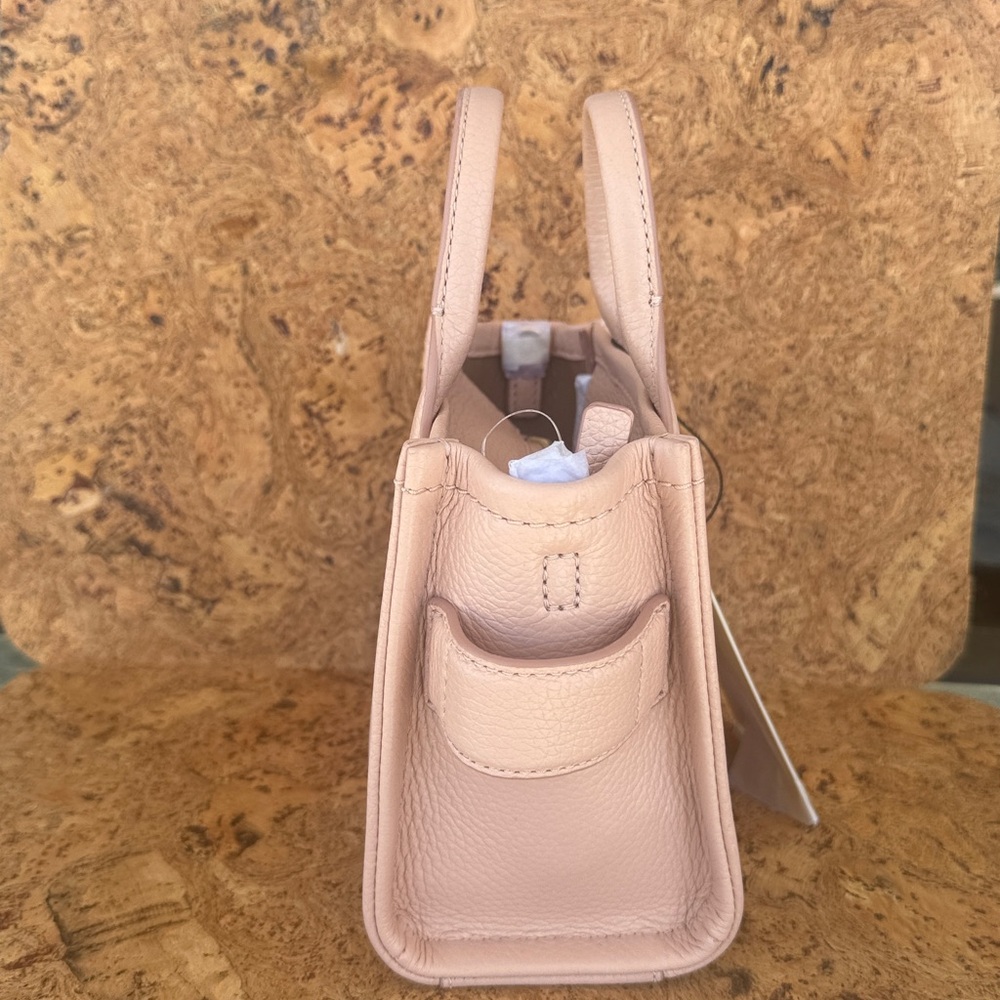 NWT Marc Jacobs Tan Tote Bag mini crossbody - Picture 8 of 13